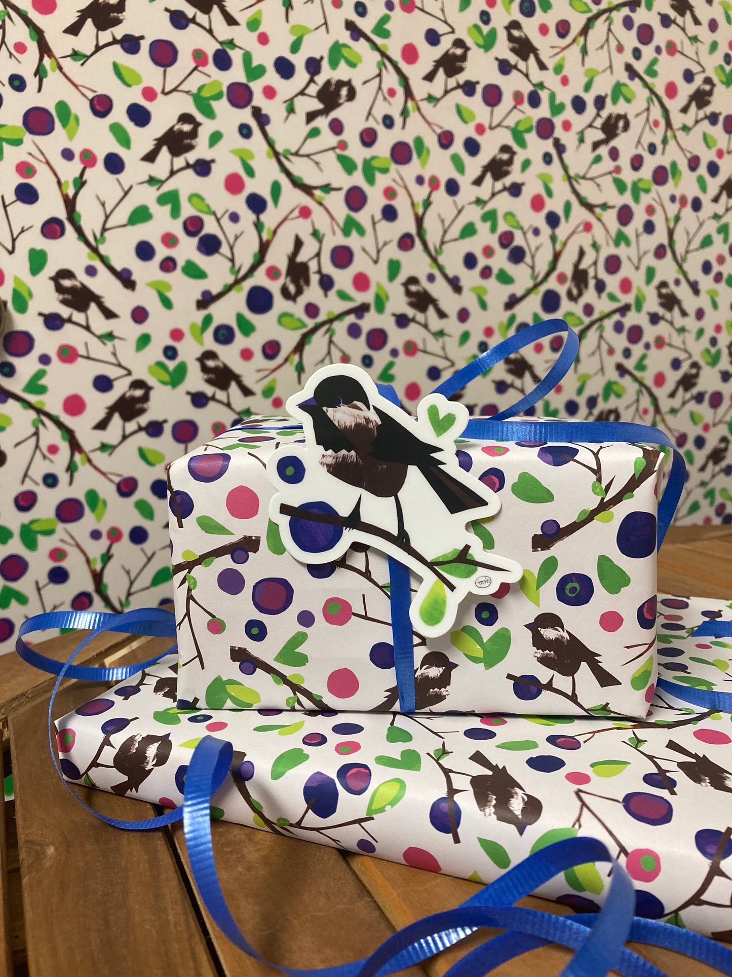 Chickadee Wrapping Paper & Gift Tag Set
